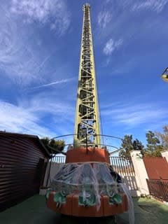 Atracción Torre Caída Libre