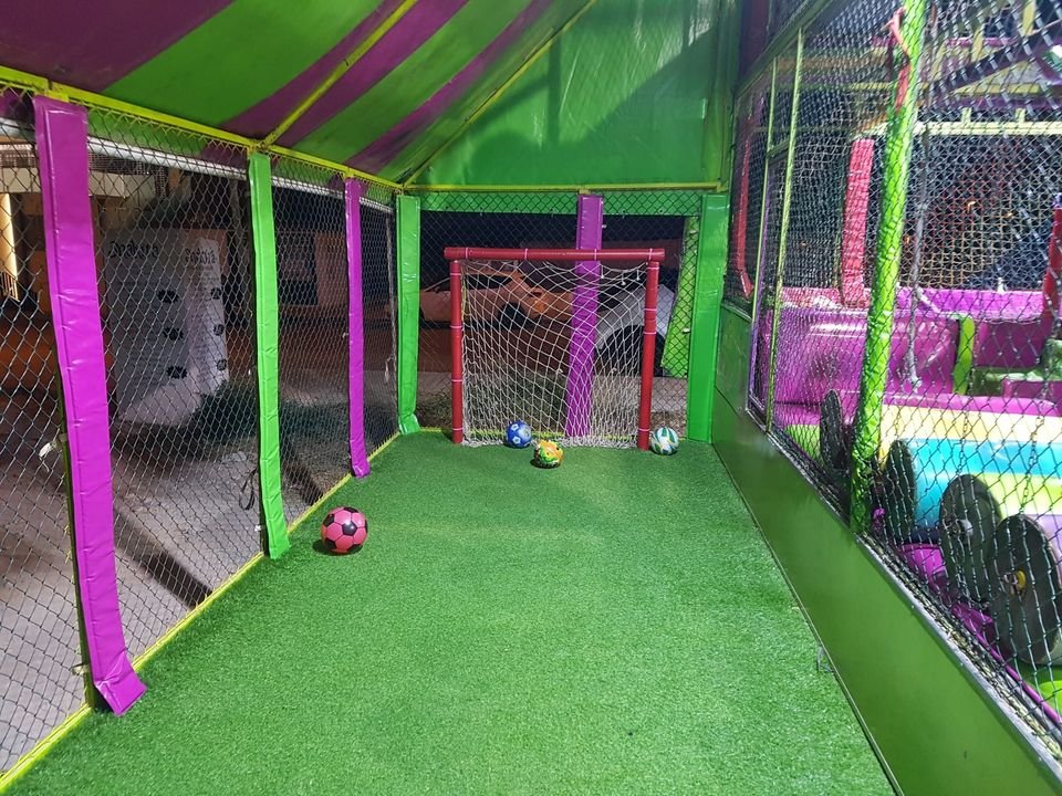 Pista Americana 10×7