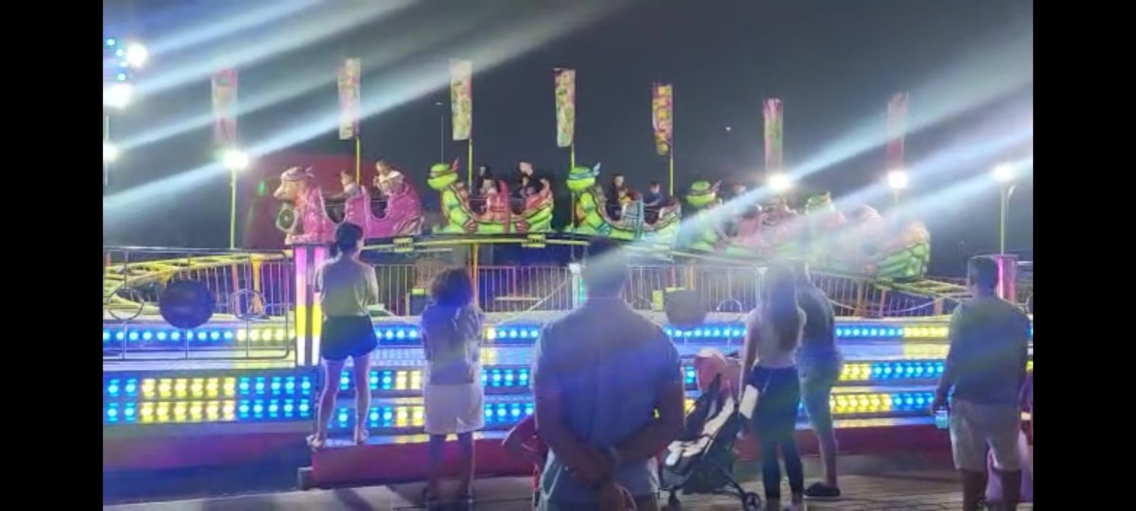 Atraccion familiarTortugas ninja/gusano ocasion