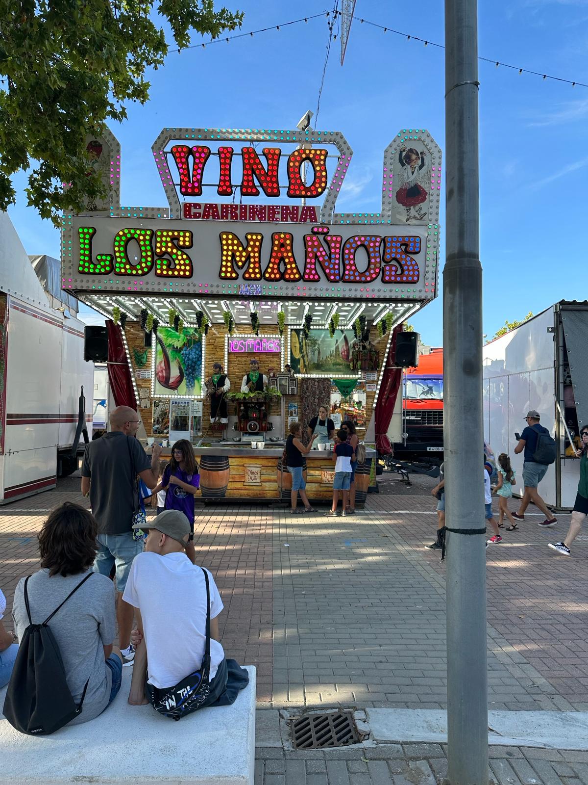 Vino dulce “montroy”