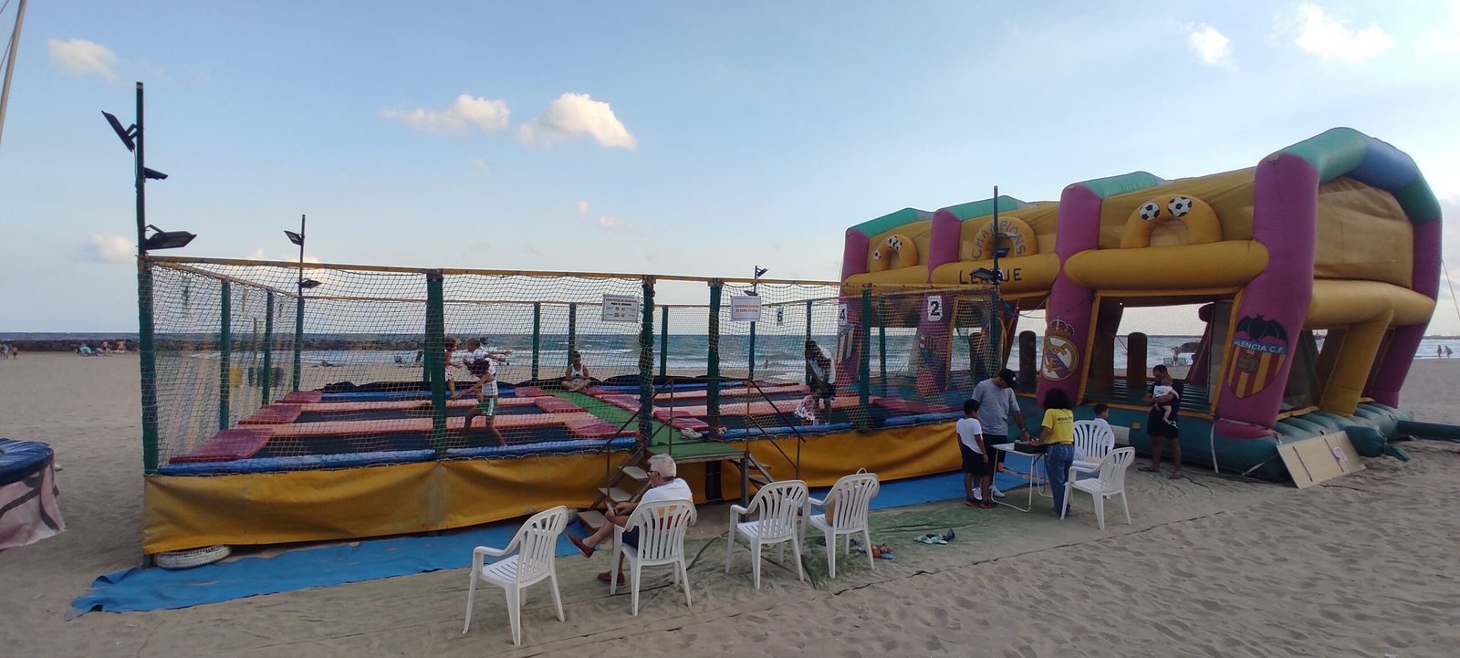 TRASPASO FERIA EN PLAYA DE CUNIT
