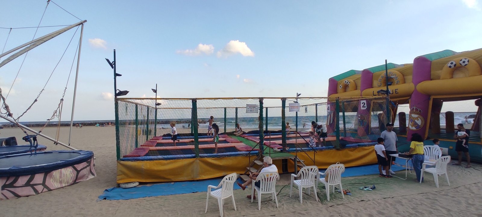 TRASPASO FERIA EN PLAYA DE CUNIT