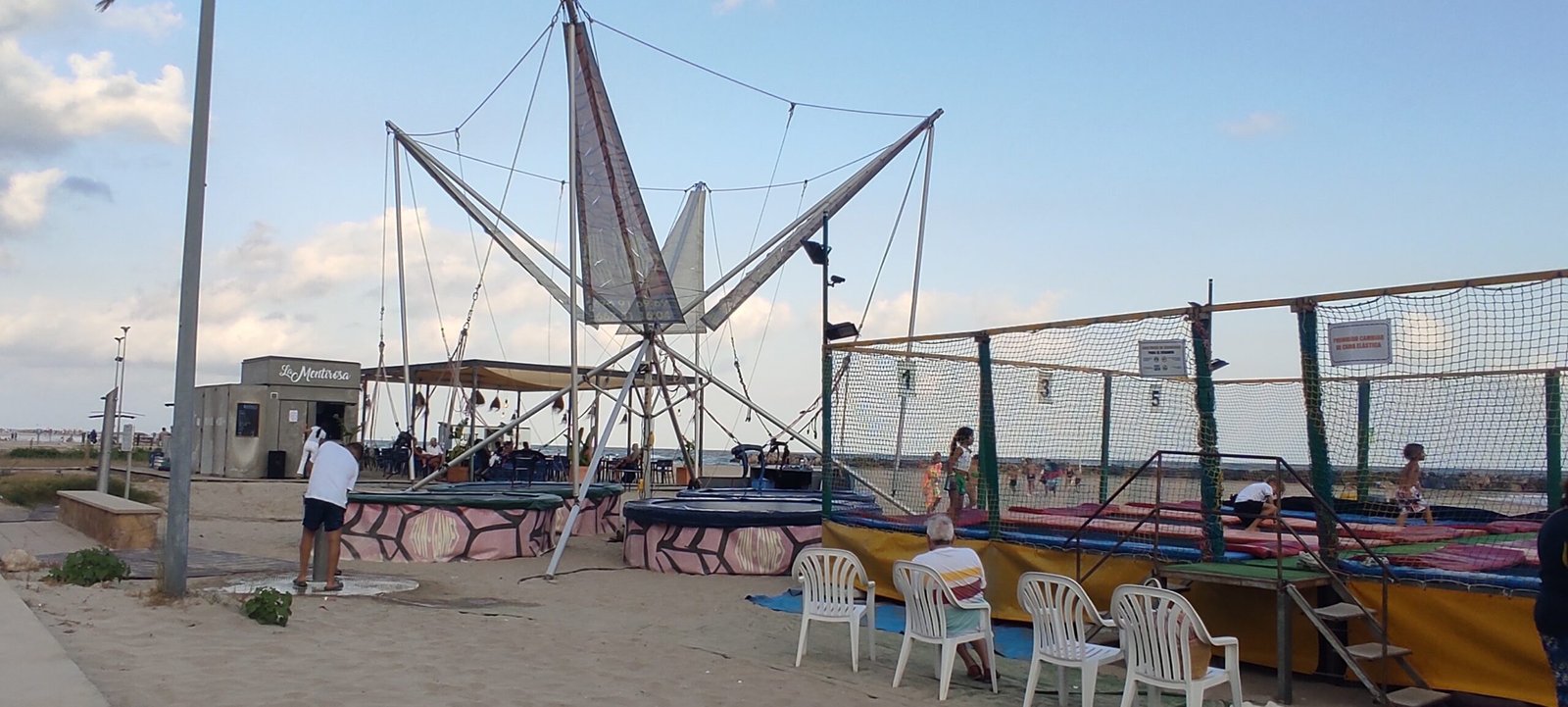 TRASPASO FERIA EN PLAYA DE CUNIT